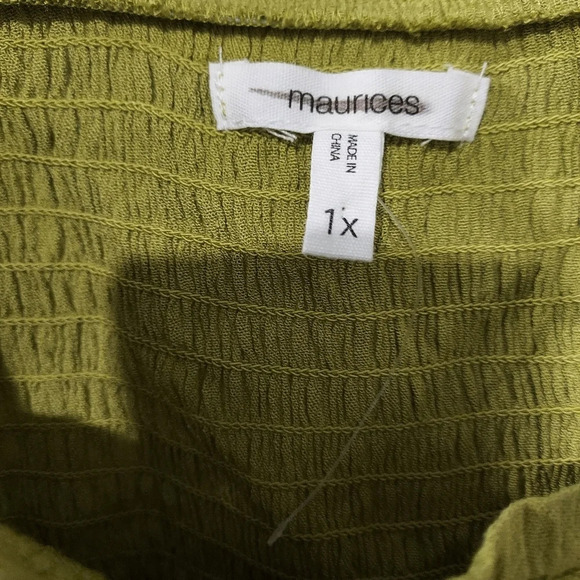 NWOT Maurices Plus Size Green Smocked Peplum Top in Size 1X - Picture 8 of 9